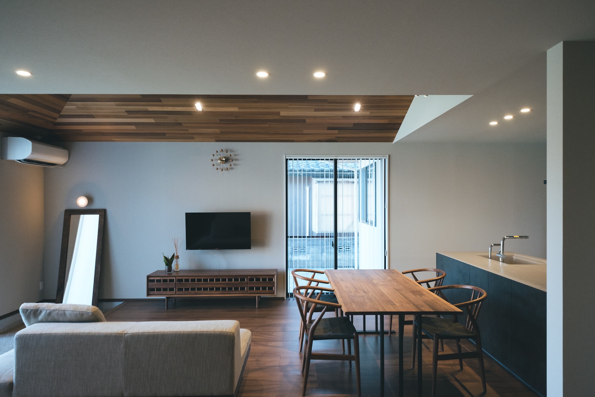 木陰のような平屋