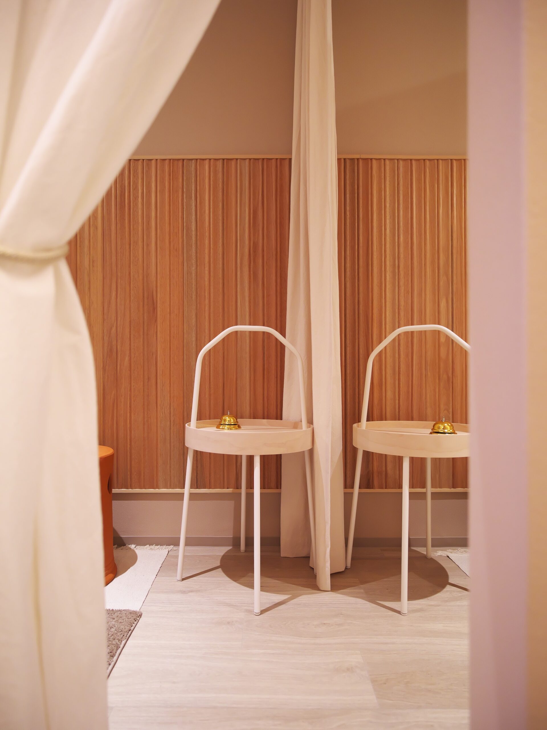 姉妹の夢を継ぐSALON